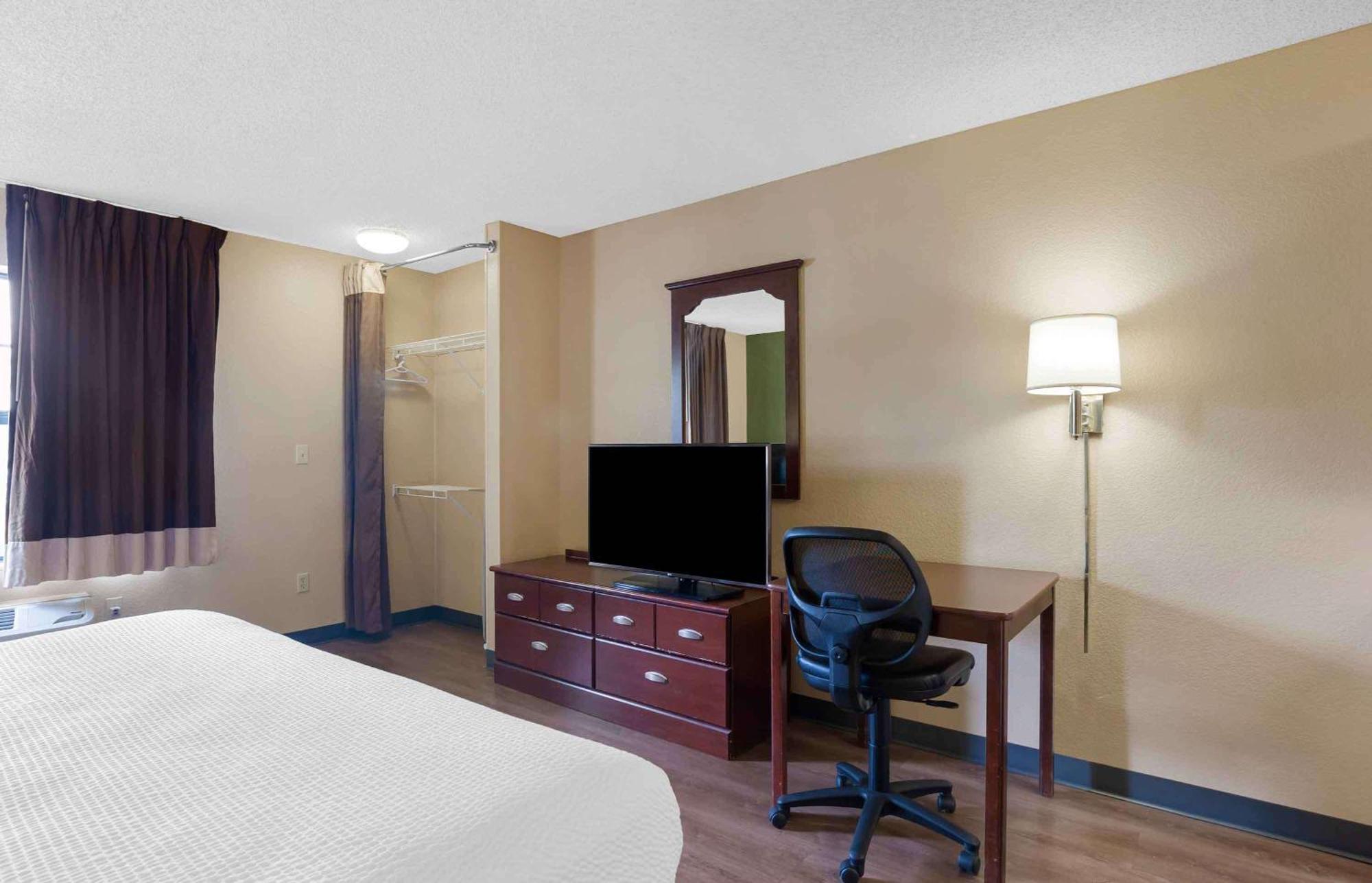 Extended Stay America Select Suites - Denver - Aurora South Exterior photo