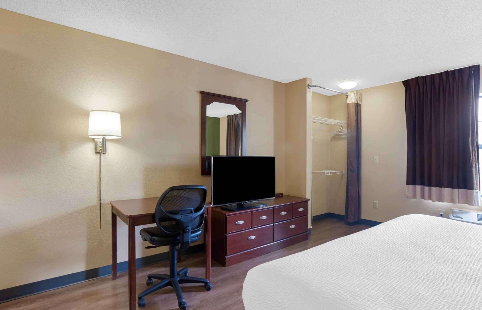 Extended Stay America Select Suites - Denver - Aurora South Exterior photo